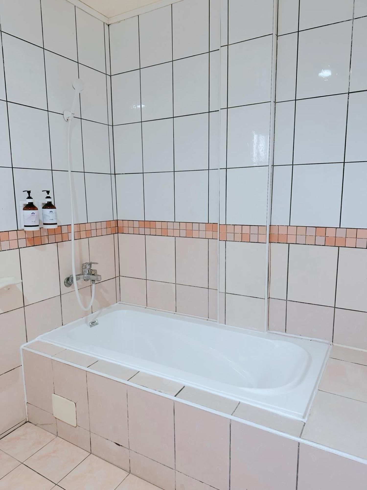 Hua Du Motel Jiji Exteriér fotografie